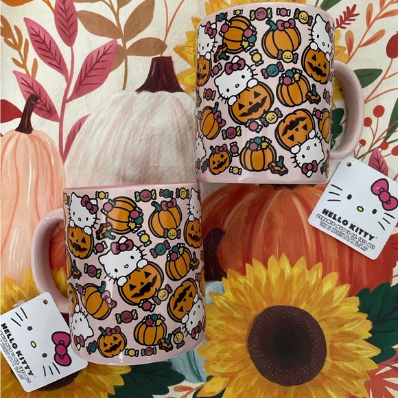 Hello Kitty Pink Halloween Mug - Picture 1 of 2